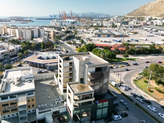 Condo in Keratsini, Attica, Greece 3 - 13837605