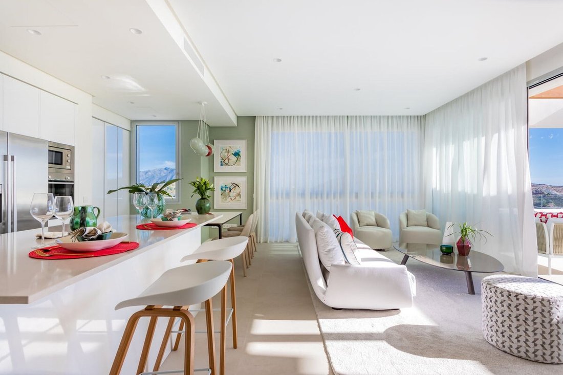 Penthouse in Benahavis, Andalusia, Spain 4 - 13835417