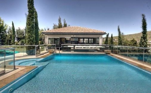 Villa in Dionysos, Attica, Greece 1