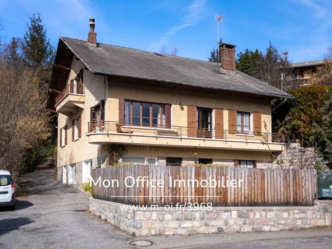 Référence 3968 Mte Immeuble 5 Pièces In Embrun, Ontario, Canada For