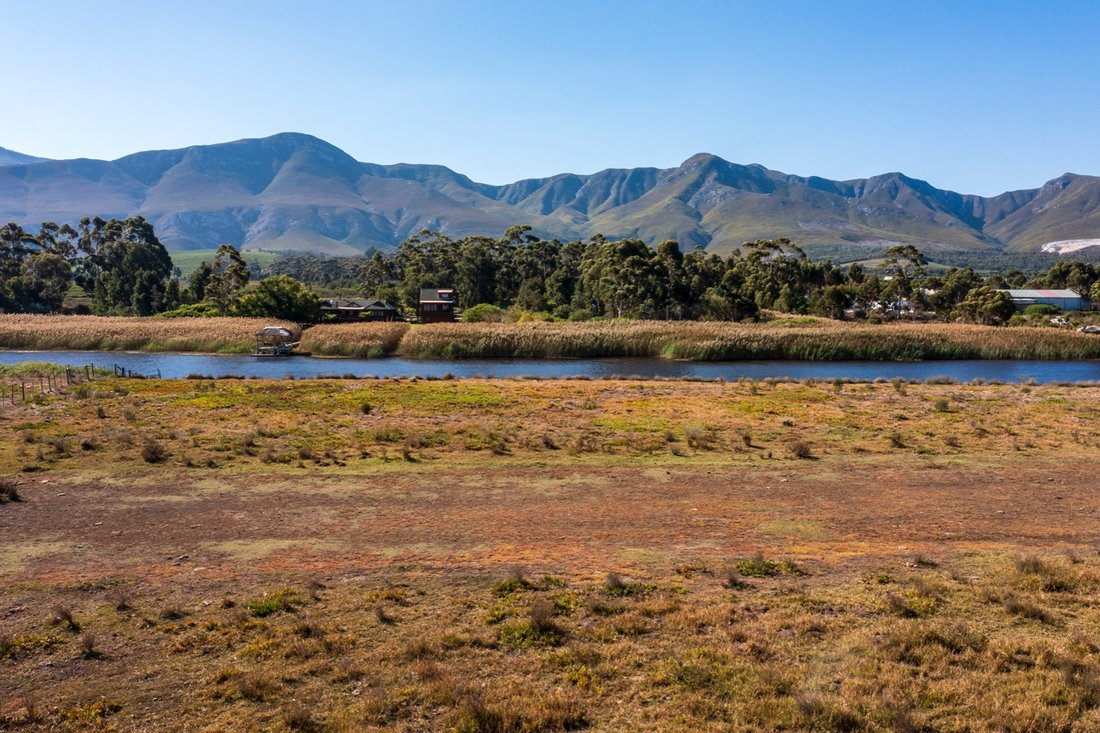 Land in Overstrand Local Municipality, Western Cape, South Africa 3 - 13835701