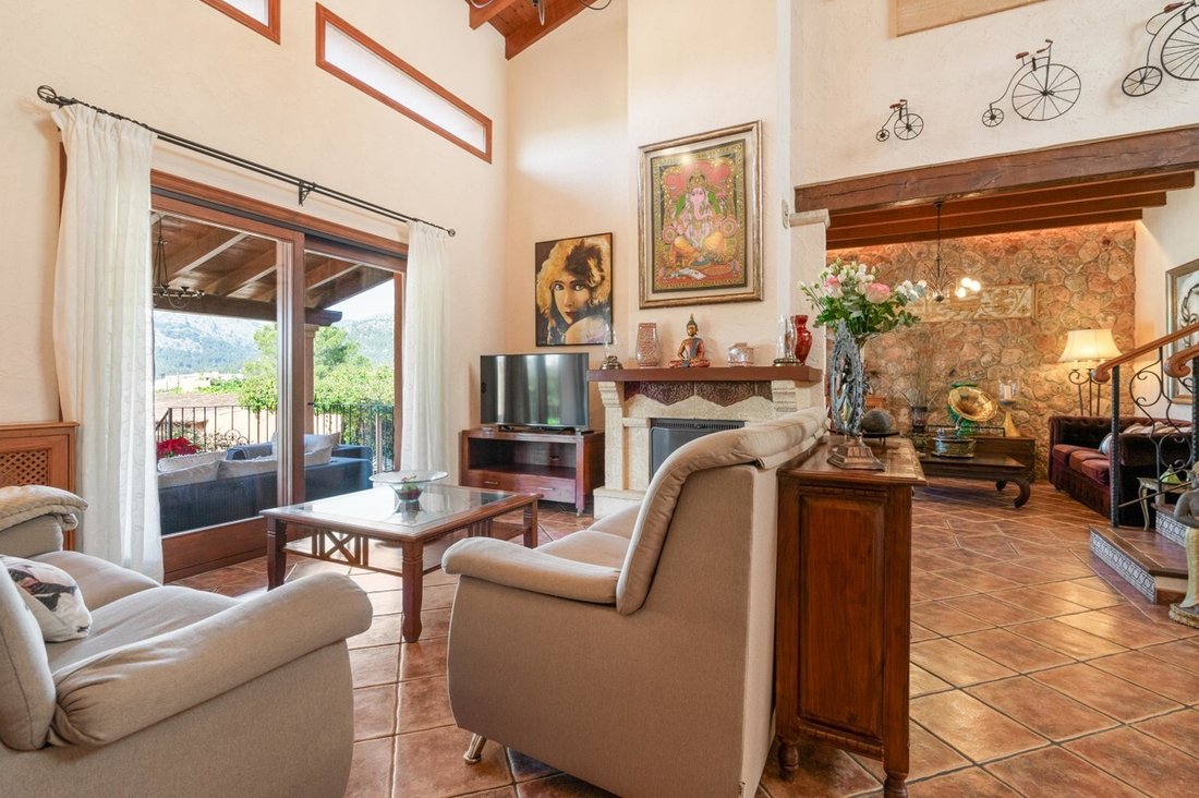 Excellent Property With Etv License In A Privileged Location In Sa Coma