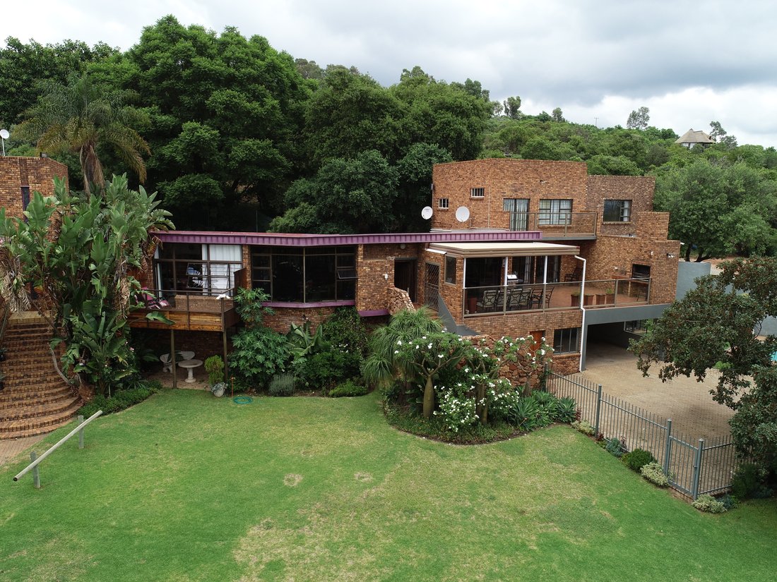 Farm Ranch in Hartbeespoort, North West, South Africa 5 - 13835688