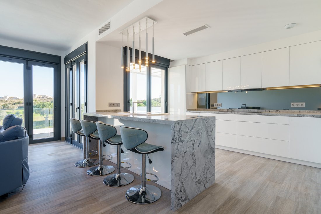 Villa in Marbella, Andalusia, Spain 4 - 13835789