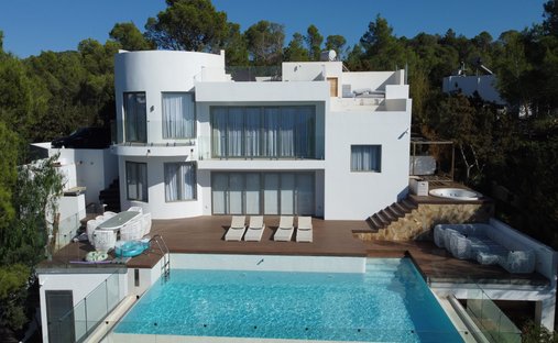 Villa in Sant Antoni de Portmany, Balearic Islands, Spain 1