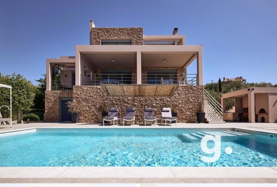 767957 Villa For Sale, Nafplio, 635 Sq.M., €1.650.000 In Greece For Sale (13845945)