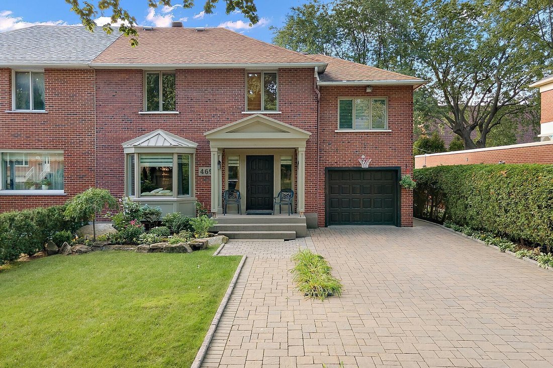 Mont Royal, Quebec, Montréal In Mount Royal, Quebec, Canada For Sale