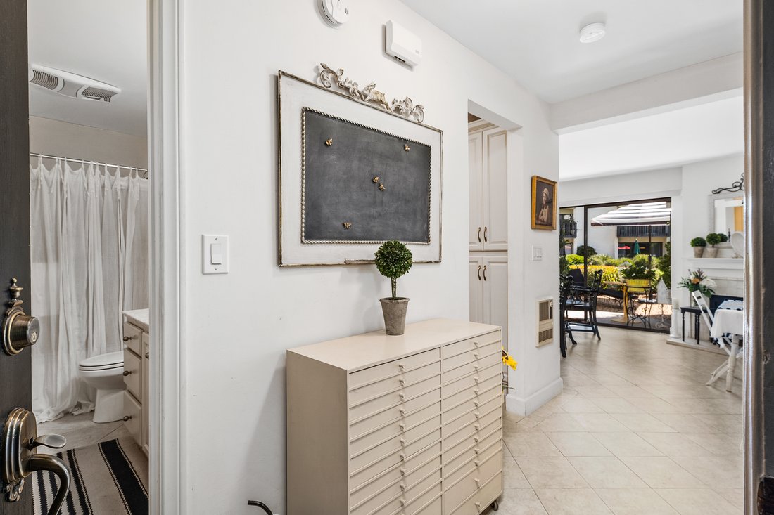 Wonderful Polo Condo In Carpinteria, California, United States For Sale