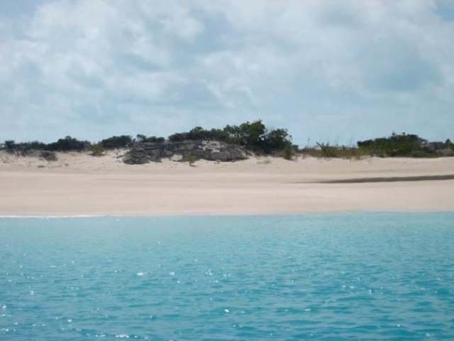 Terrain en Leeward Settlement, Caicos Islands, Îles Turks et Caïques 2 - 13839475