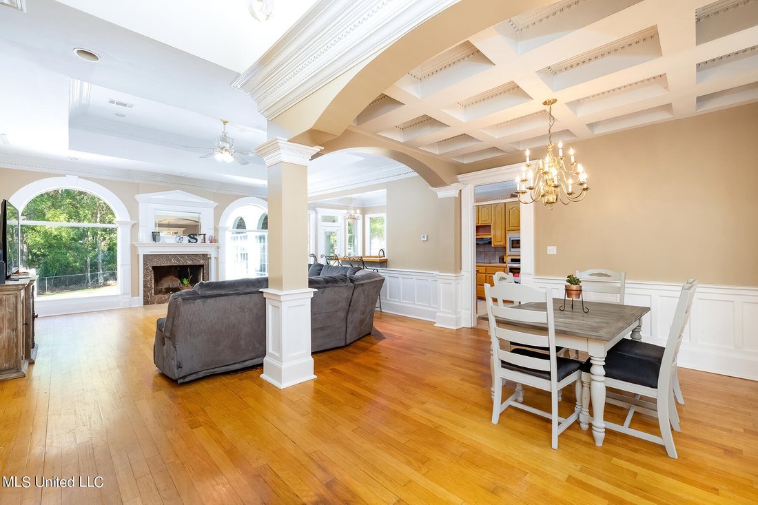 House in Picayune, Mississippi, United States 5 - 13839899
