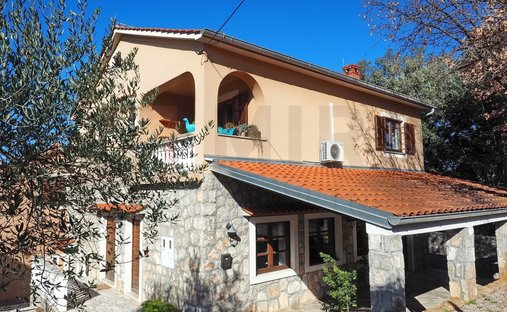 House in Malinska, Primorje-Gorski Kotar County, Croatia 1