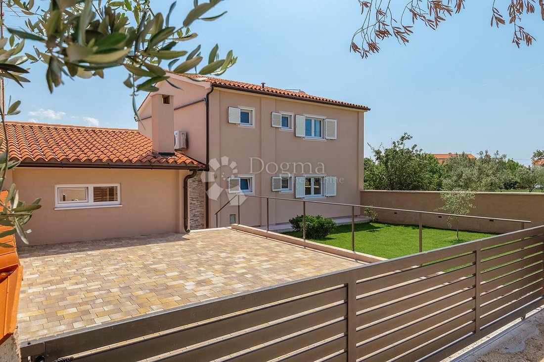 Casa en Grad Pula, Istria, Croacia 5 - 13847445
