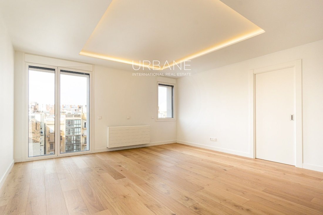 Apartment in Eixample, Barcelona, Spain 1 - 13843550