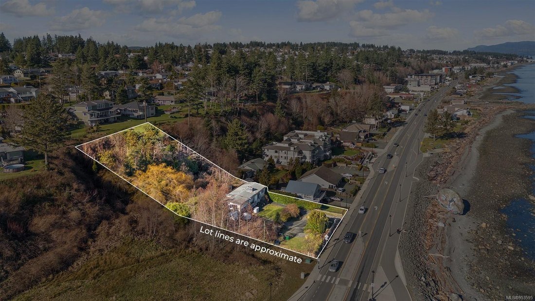 Ocean View Rm2 Luxury Townhouse In Campbell River, British Columbia