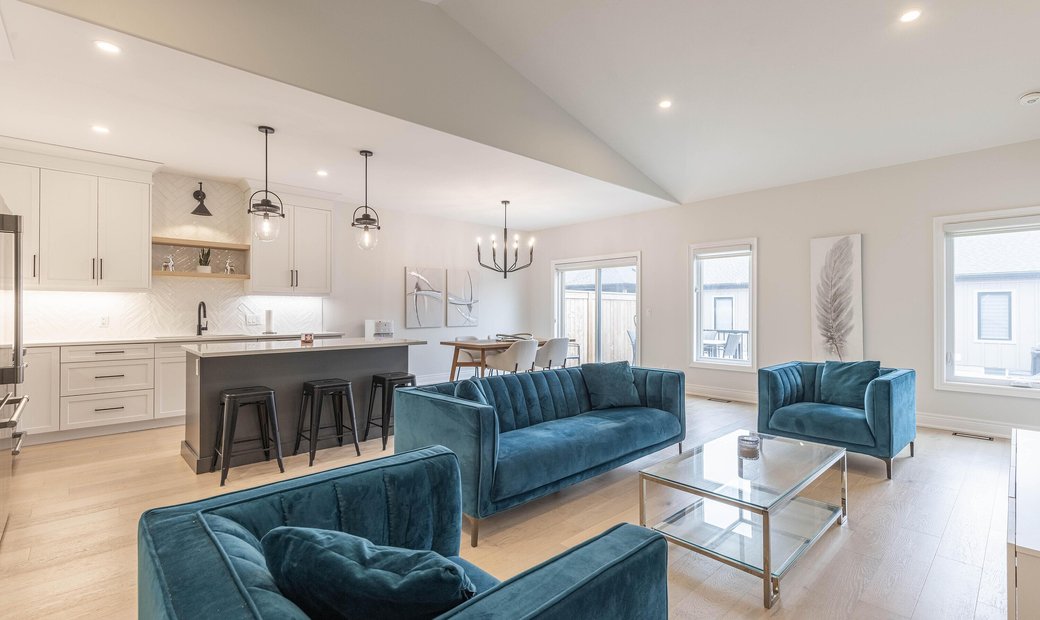 Fonthill Bungalow Townhome In Pelham, Canada For Sale (13851837)