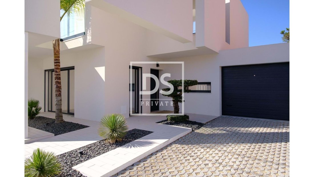 Villa in Aroeira, Charneca de Caparica e Sobreda, Portugal 3 - 13824879