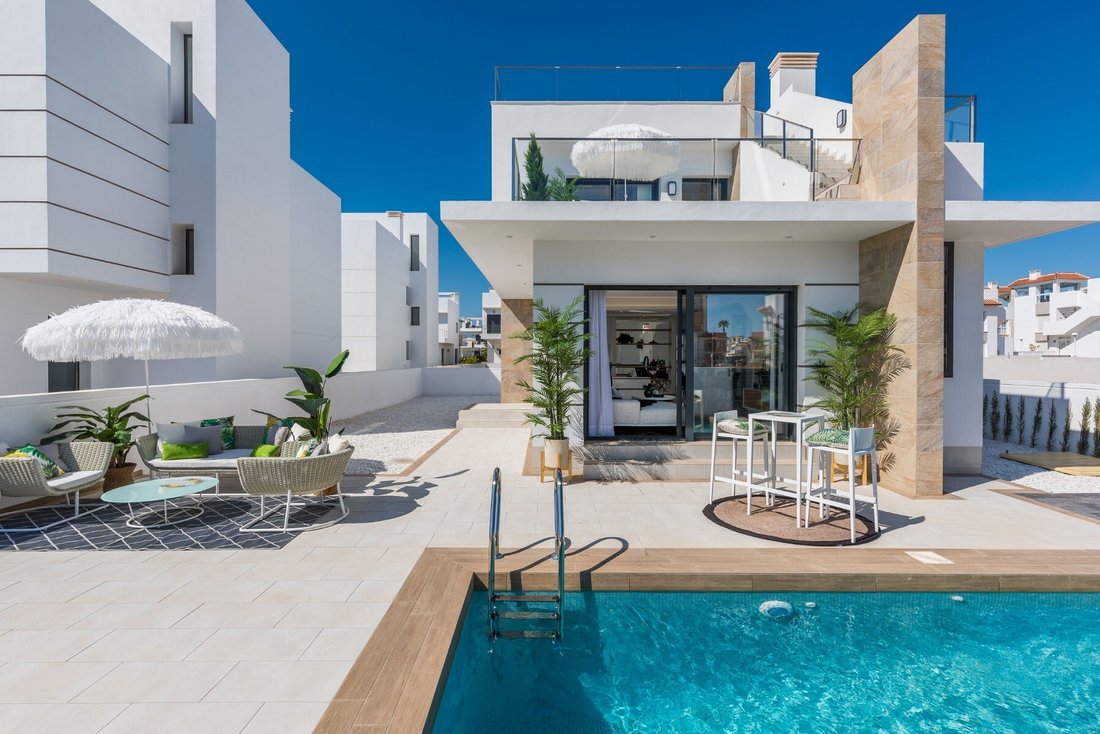 Villa in Los Alcazares, Región de Murcia, Spain 1 - 13854293