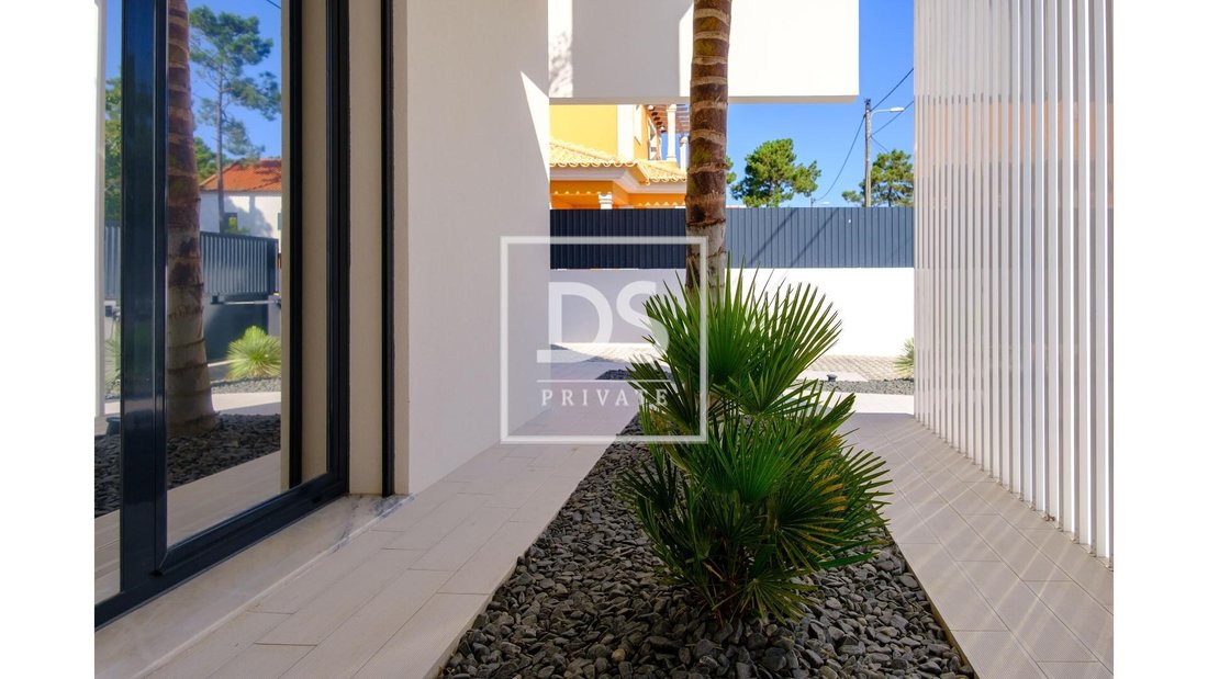 Villa in Aroeira, Charneca de Caparica e Sobreda, Portugal 4 - 13824879