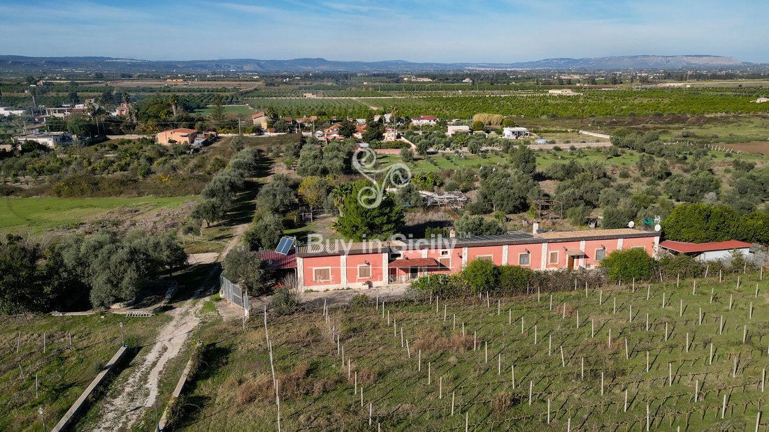 Villa in Fontane Bianche, Sicily, Italy 2 - 13852737