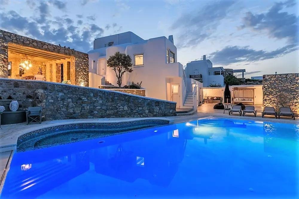 Villa in Ano Mera Community, Aegean, Greece 1 - 13852683