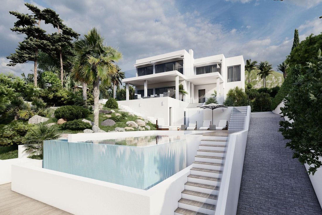 Villa in Santa Ponsa, Balearic Islands, Spain 1 - 13852641