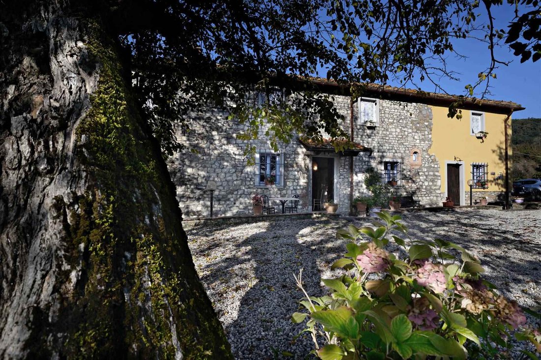 Estate in Barberino di Mugello, Tuscany, Italy 1 - 13853179