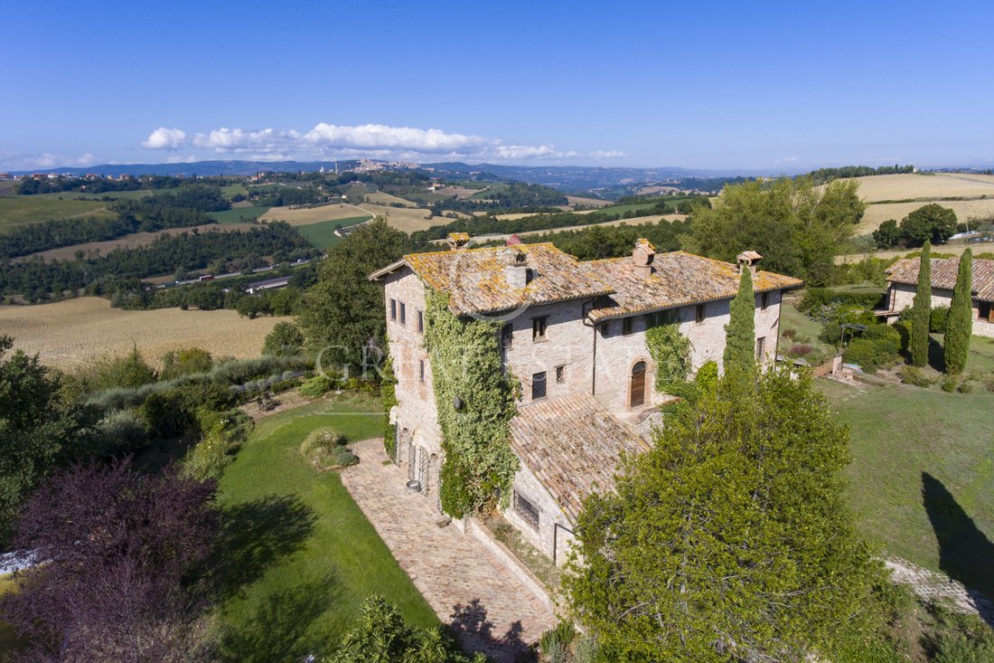 Tenuta a Todi, Umbria, Italia 3 - 11274256