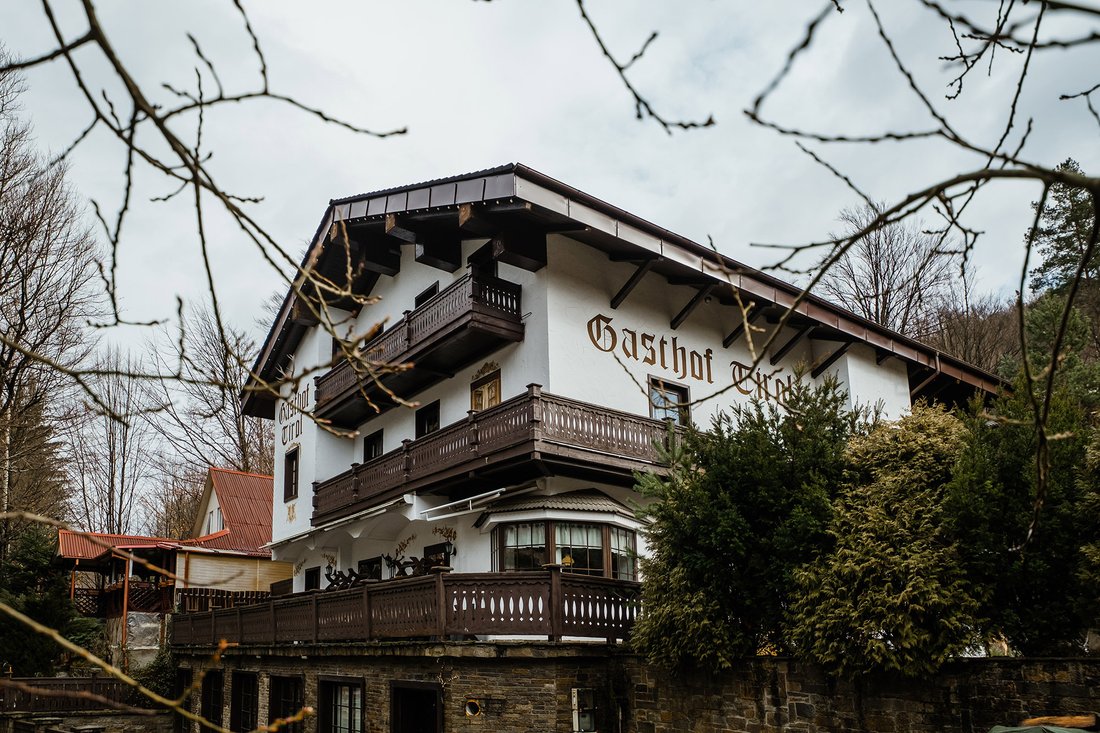 House in Văliug, Caraș-Severin County, Romania 2 - 13855835