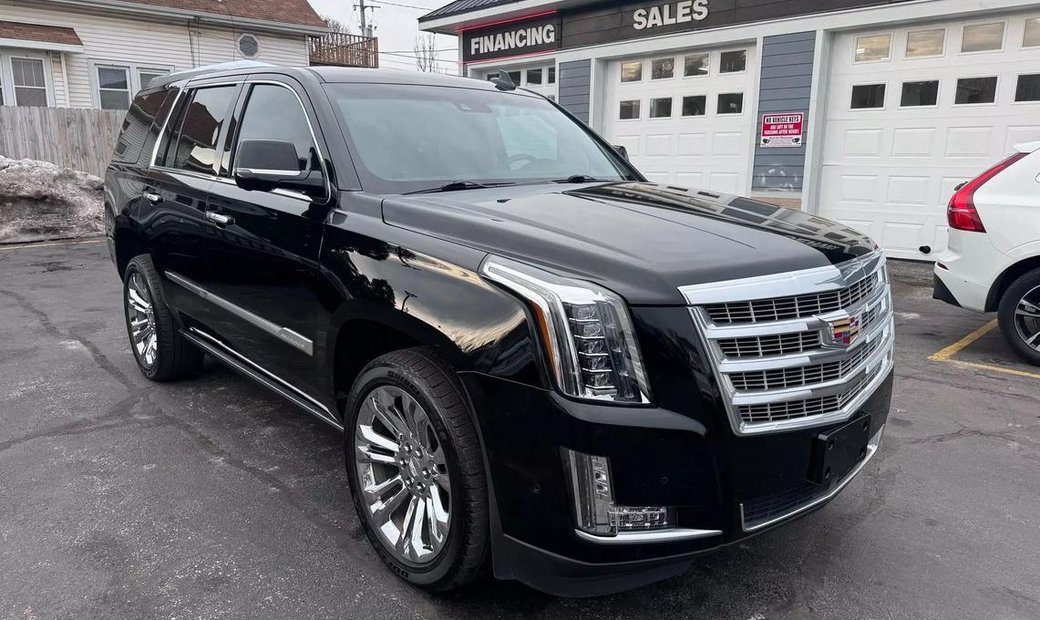 2017 Cadillac Escalade In Milwaukee, Wi, United States For Sale (13711286)