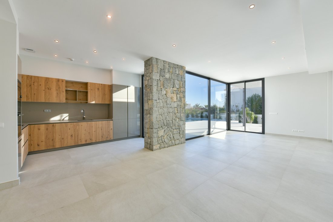 Villa in Calp / Calpe, Valencian Community, Spain 4 - 12416875
