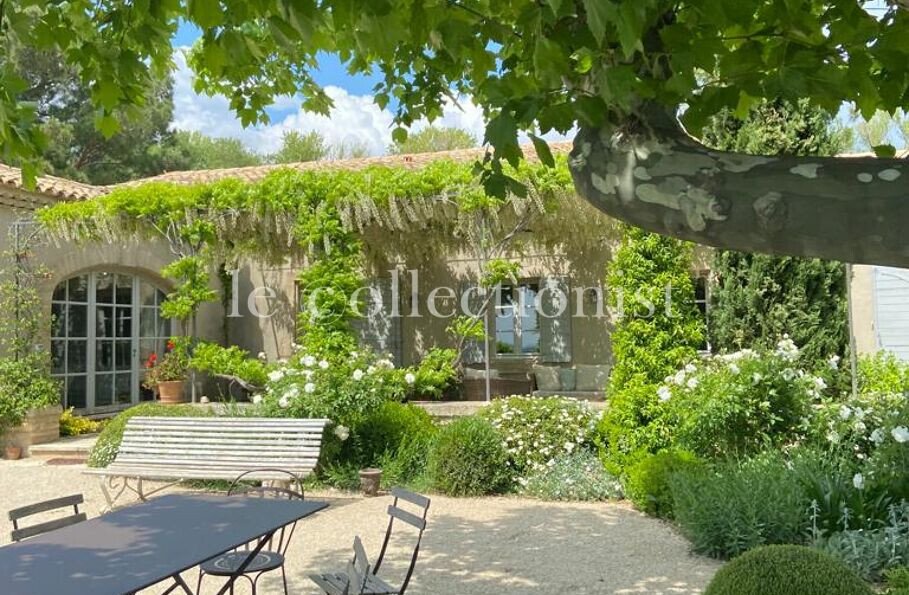 Mas Amourio In Eyguières, Provence Alpes Côte D'azur, France For Rent ...