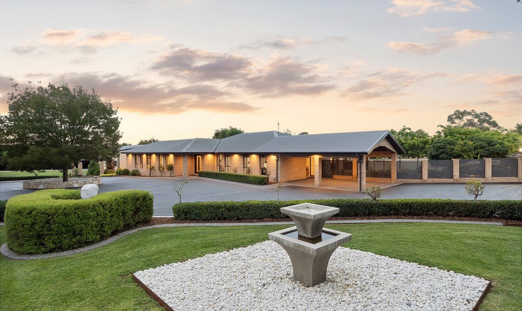 Estate Like Country Living In Murrumbateman, New South Wales, Australia