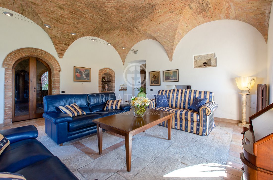Finca en Todi, Umbría, Italia 5 - 11274256