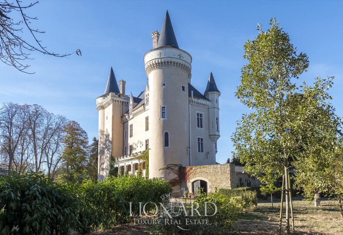 Whispers of Waterloo: A Gothic Fortress Where Napoleon’s Treasure Sleeps