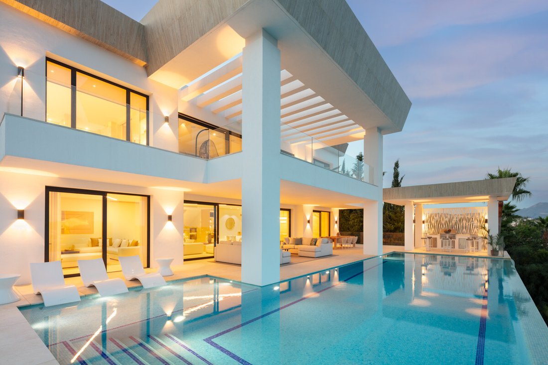 Villa in Marbella, Andalusia, Spain 3 - 13855580