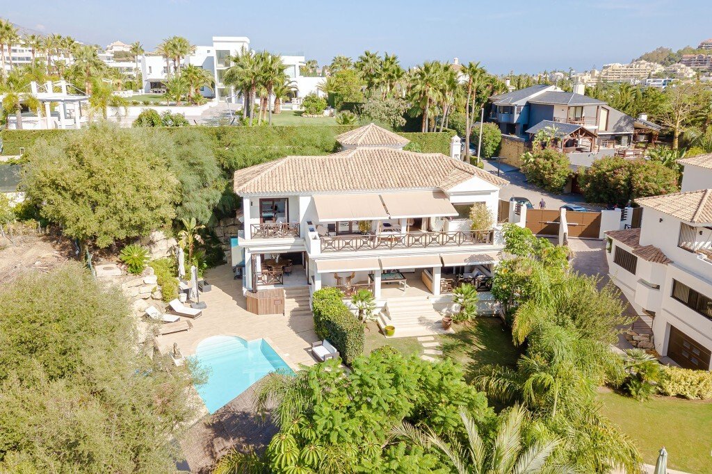 Villa in Puerto Banus, Marbella, Spain 1 - 13856329