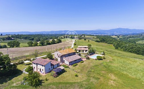 Estate in Montegabbione, Umbria, Italy 1