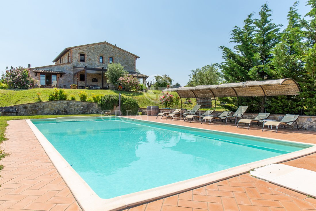 Estate in Montegabbione, Umbria, Italy 3 - 10673849