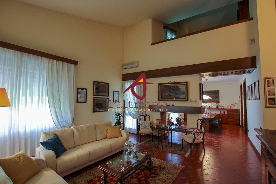 Villa in Lamporecchio, Tuscany, Italy 1 - 13860214