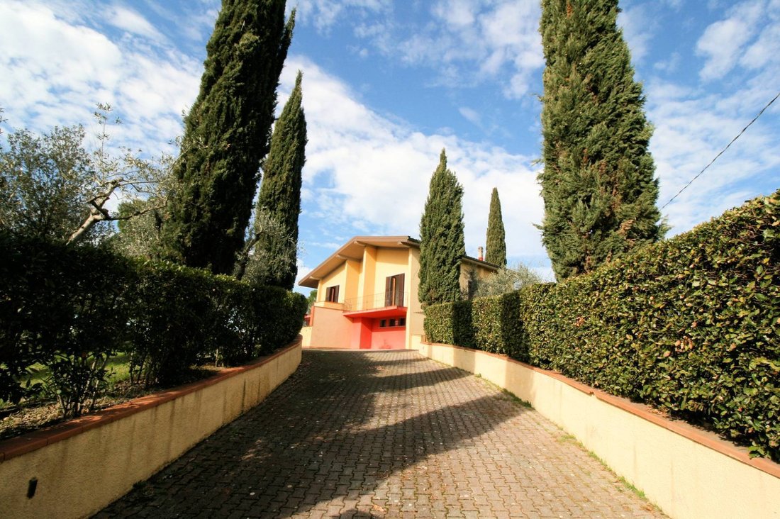 Villa in Center, Montespertoli, Tuscany 1 - 13862465