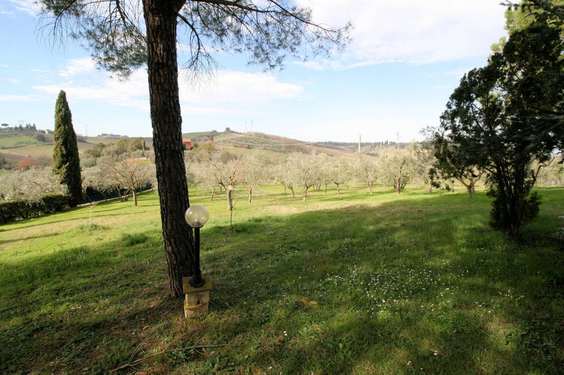 Villa in Center, Montespertoli, Tuscany 4 - 13862465