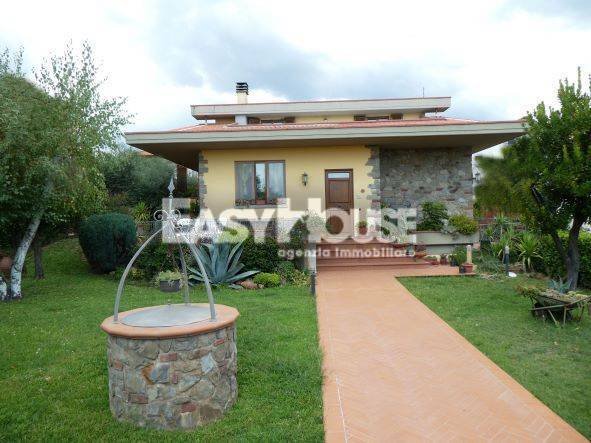 Villa in San Giustino Valdarno, Tuscany, Italy 1 - 13862460