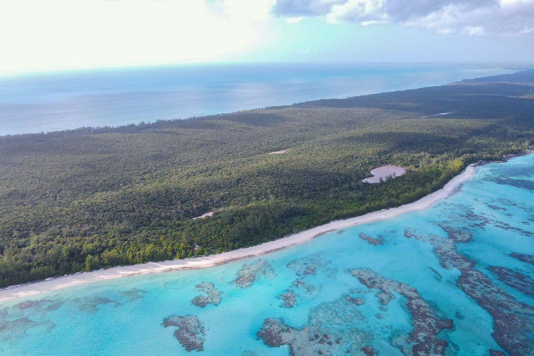 Land in Savannah Sound, Central Eleuthera, The Bahamas 3 - 13864175
