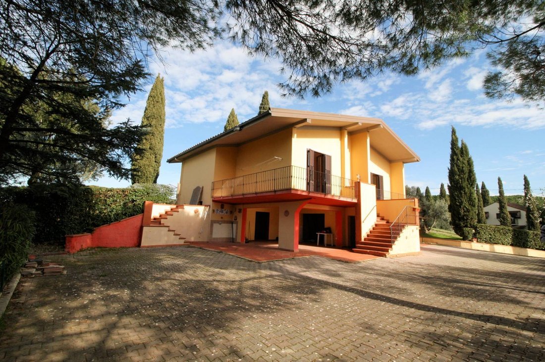 Villa in Center, Montespertoli, Tuscany 5 - 13862465