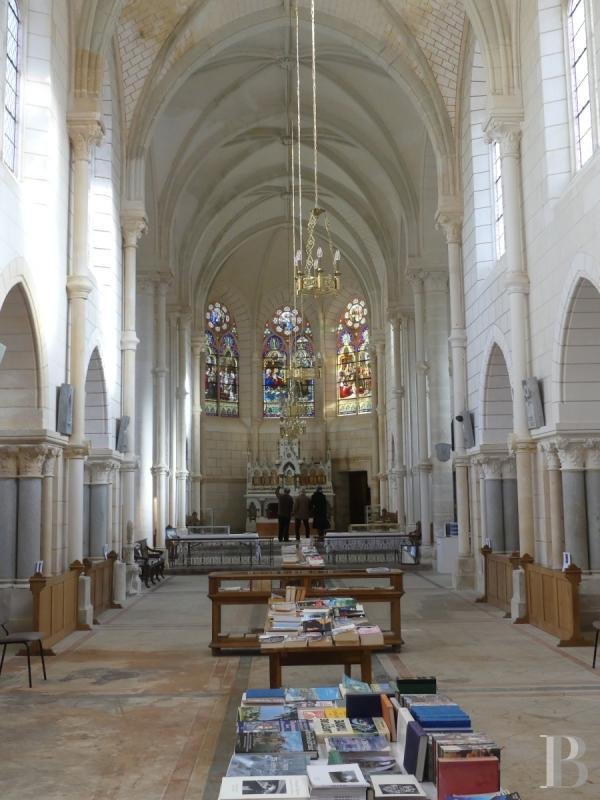 House in Poitiers, Nouvelle-Aquitaine, France 4 - 13860519