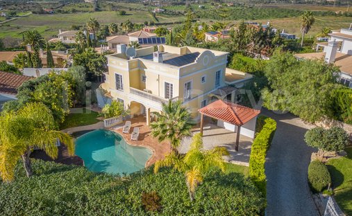 Villa in Praia da Luz, Algarve, Portugal 1