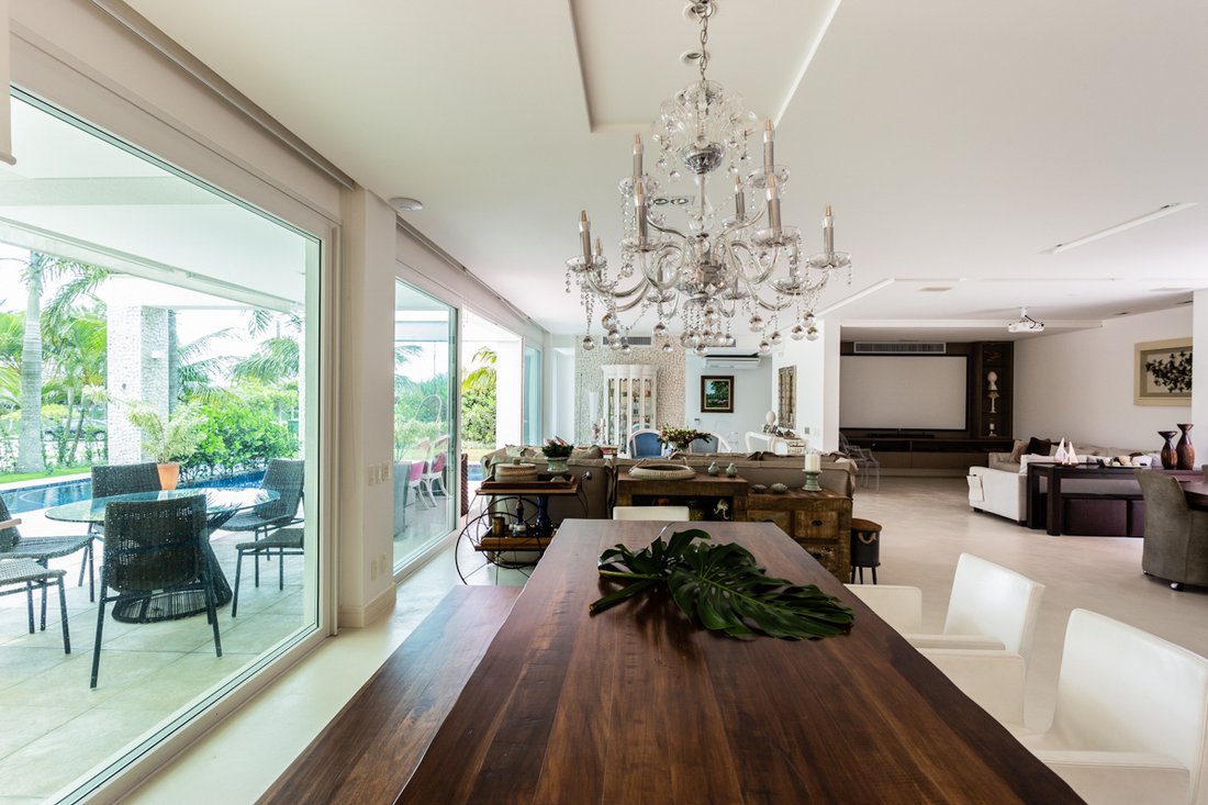 House in Jurerê Internacional, State of Santa Catarina, Brazil 5 - 13859976