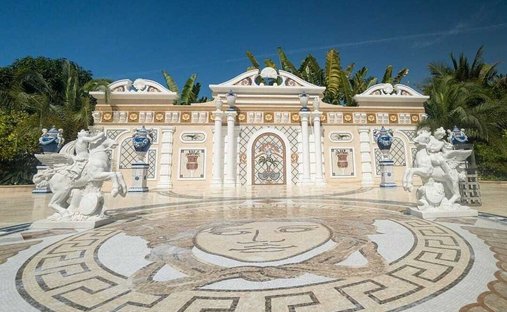 Villa in Dubai, Dubai, United Arab Emirates 1