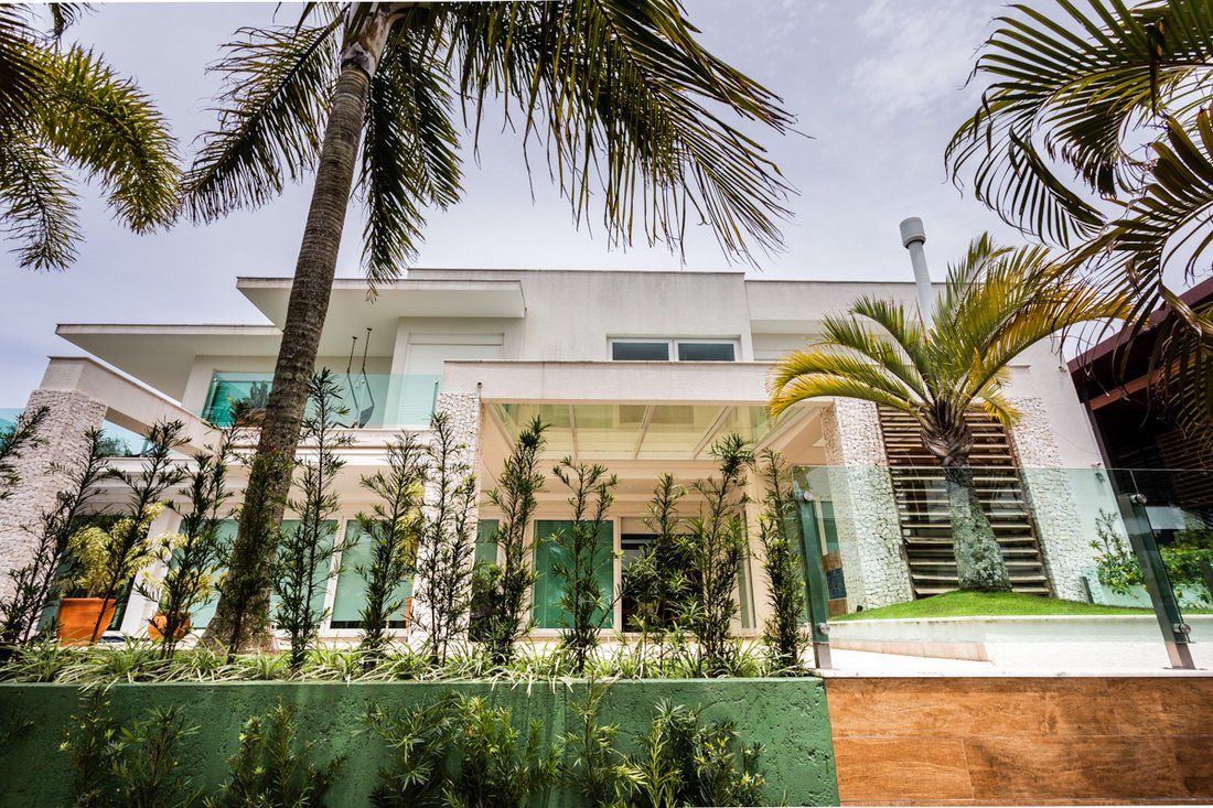 House in Jurerê Internacional, State of Santa Catarina, Brazil 1 - 13859976