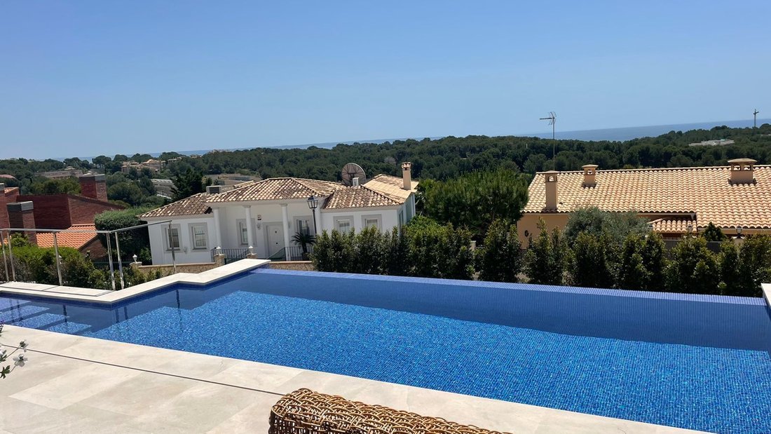 Villa in Portals Nous, Calvia, Balearic Islands 4 - 13864576
